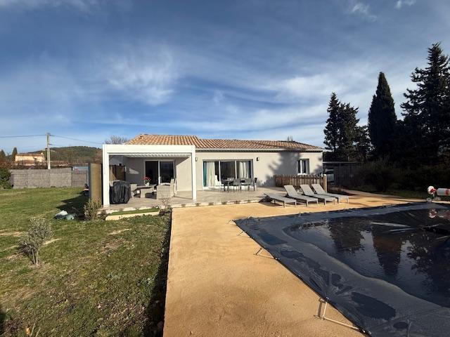 Maison - 100 m² - 4 pièces