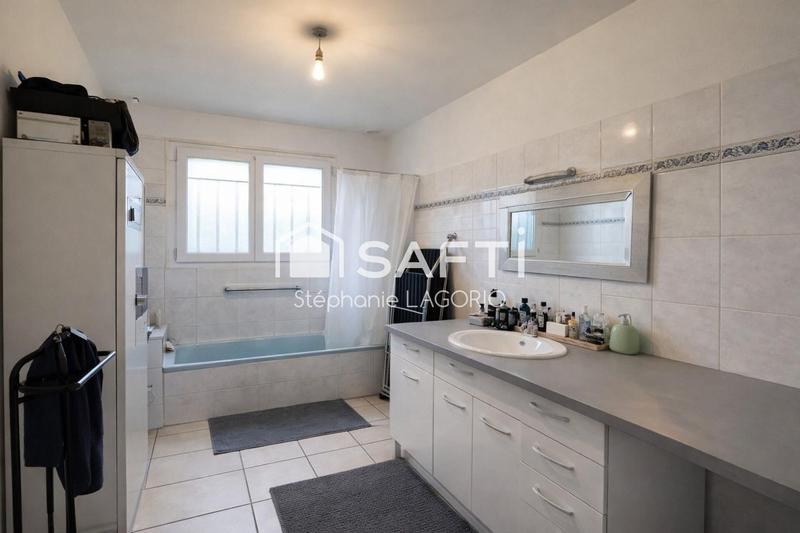 Villa - 100 m² - 4 pièces