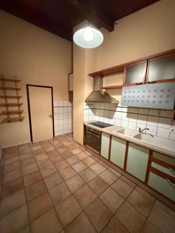 Appartement - 95 m² - 5 pièces