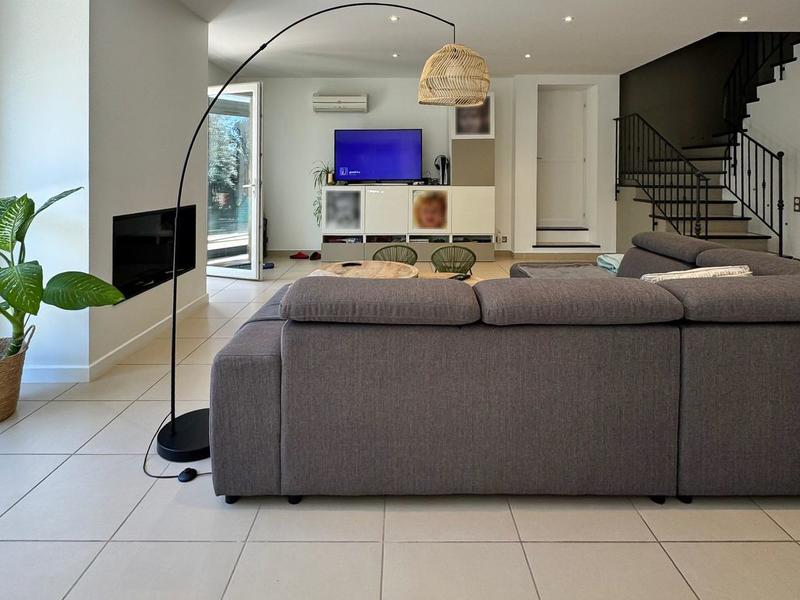 Villa - 206 m² - 5 pièces