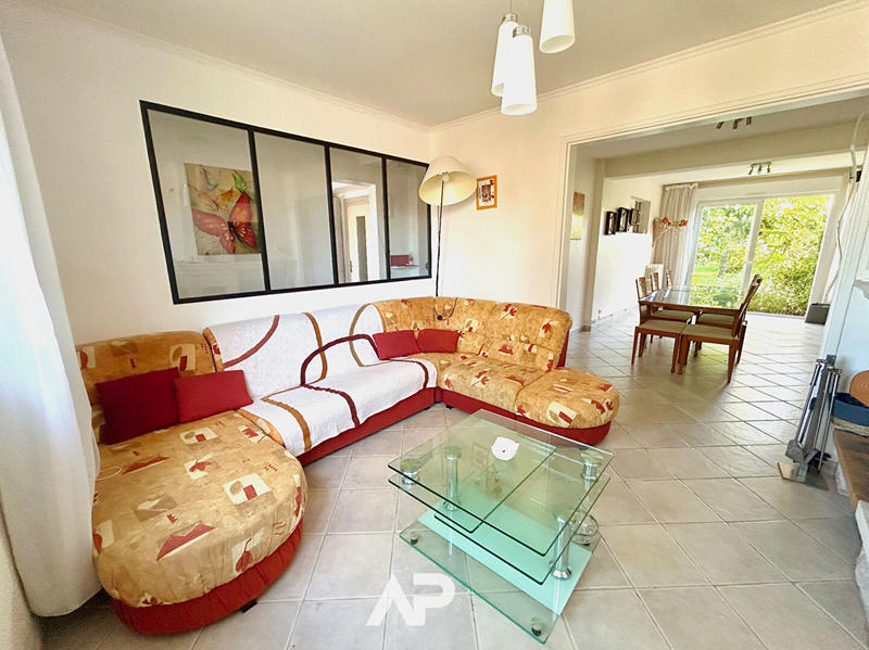 Maison - 106 m² - 5 pièces