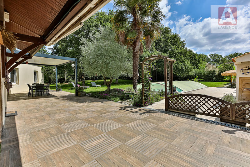 Maison - 190 m² - 6 pièces