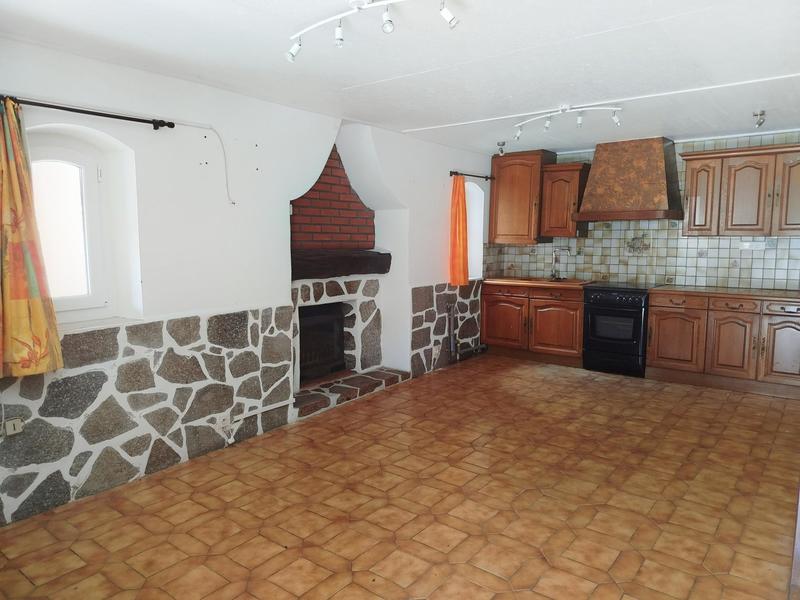 Maison - 305 m² - 9 pièces