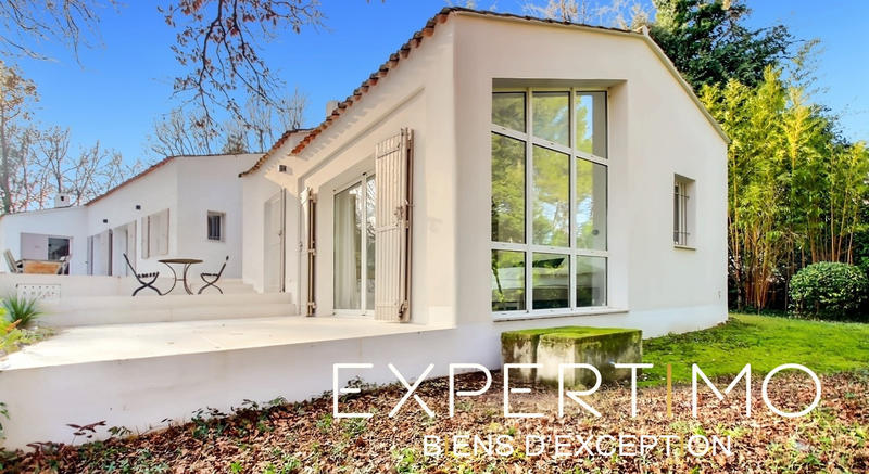 Villa - 200 m² - 6 pièces