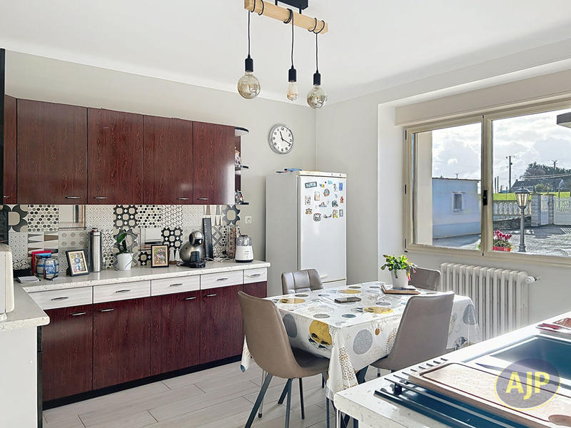 Maison - 130 m² - 5 pièces