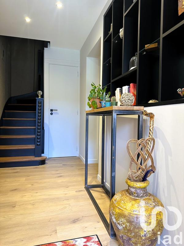 Maison - 134 m² - 8 pièces