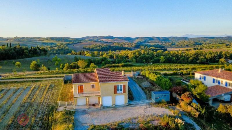 Maison - 120 m² - 4 pièces