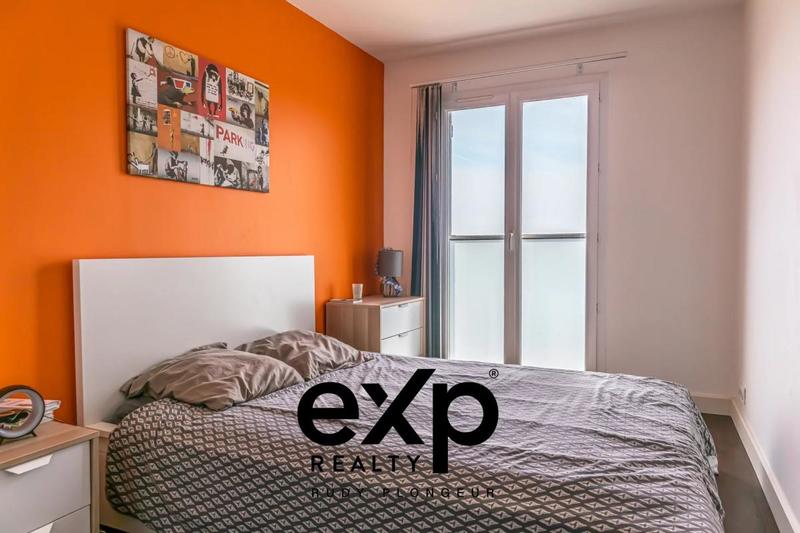 Propriété - 285 m² - 9 pièces