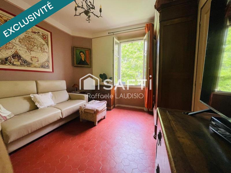 Maison de maîtres - 230 m² - 6 pièces