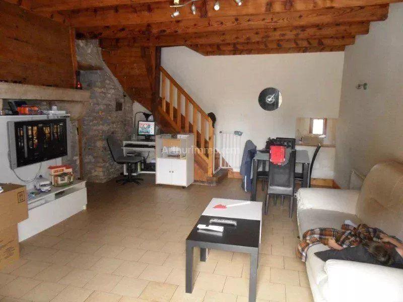 Maison - 81 m² - 5 pièces