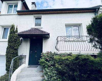 Maison - 141 m² - 6 pièces