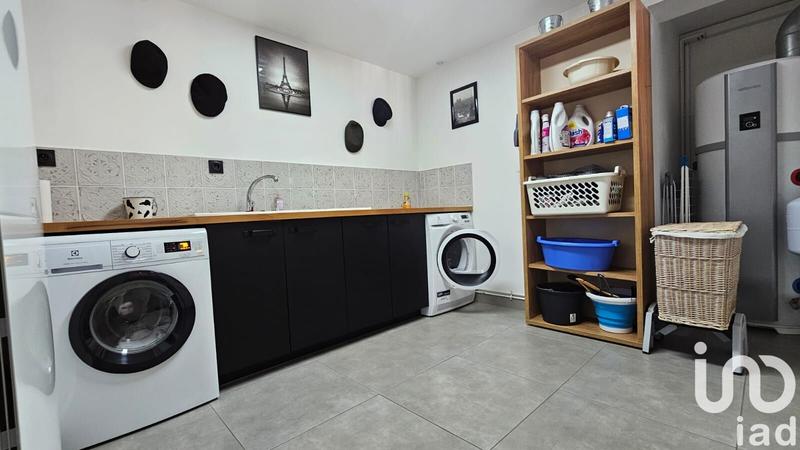 Maison - 262 m² - 8 pièces