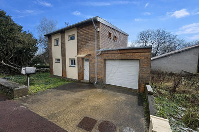 Maison - 110 m² - 4 pièces