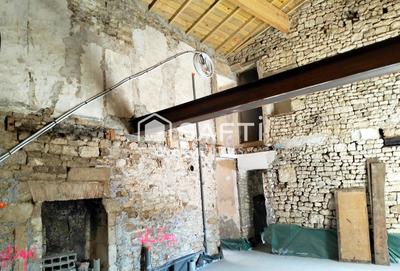 Maison - 202 m² - 5 pièces