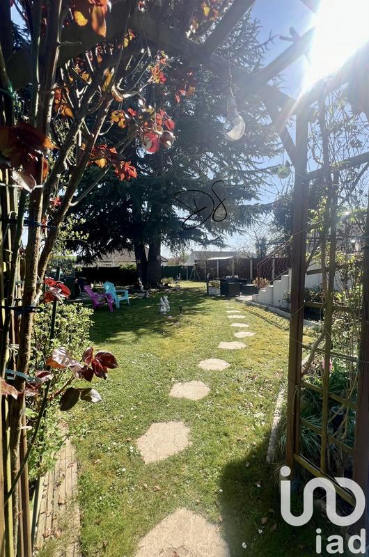 Maison - 151 m² - 6 pièces