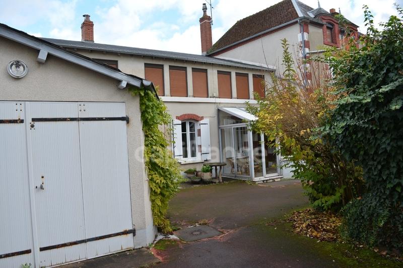 Maison de ville - 161 m² - 7 pièces