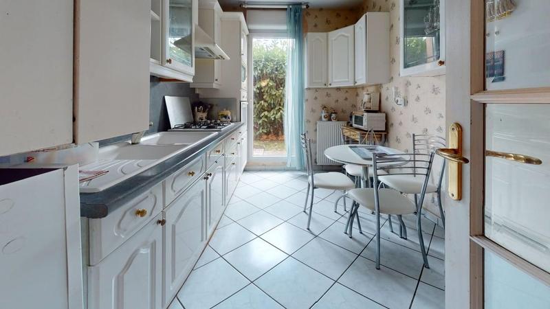 Appartement - 100 m² - 3 pièces