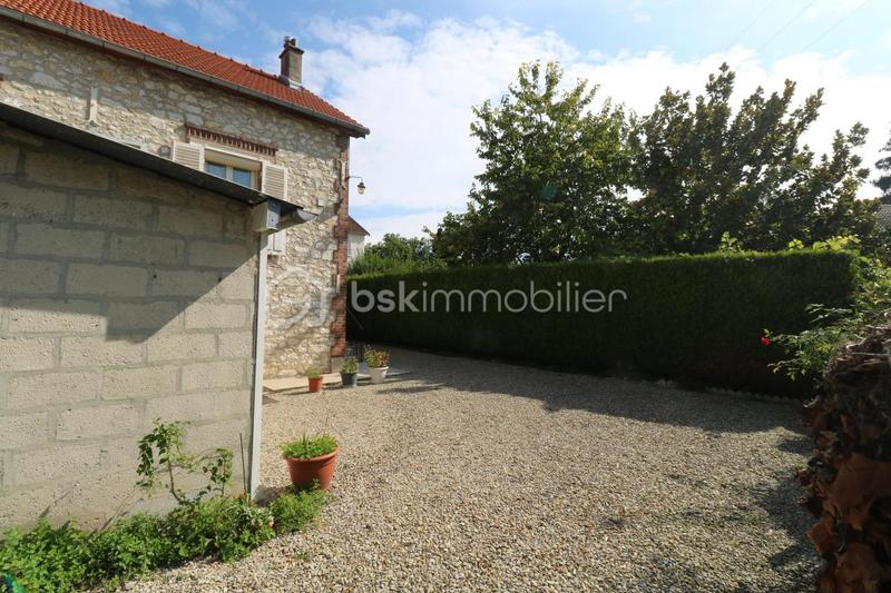 Maison - 83 m² - 4 pièces