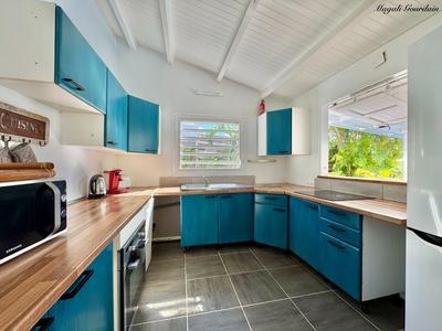 Maison - 94 m² - 5 pièces