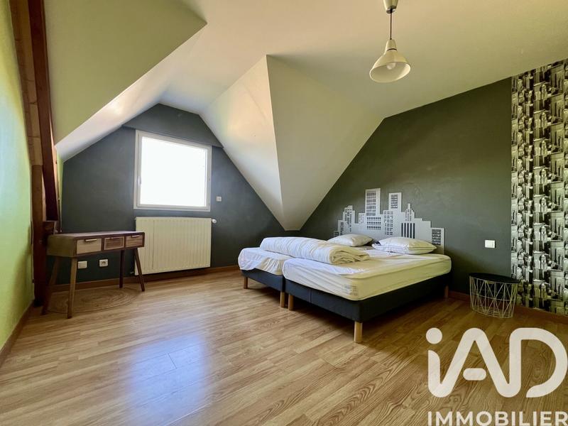 Maison - 217 m² - 7 pièces