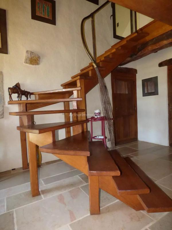 Maison - 133 m² - 8 pièces