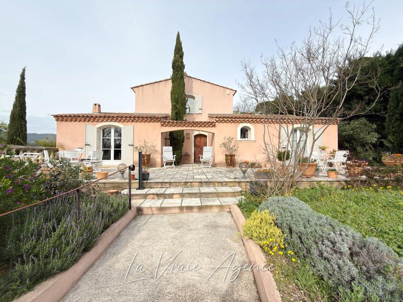 Maison - 150 m² - 5 pièces