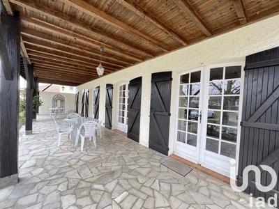 Maison - 98 m² - 4 pièces