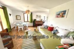 Maison - 104 m² - 5 pièces