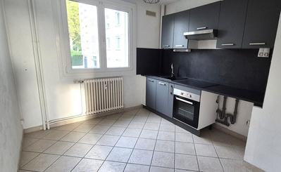 Appartement - 81 m² - 5 pièces