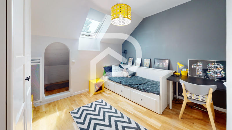 Maison - 150 m² - 7 pièces