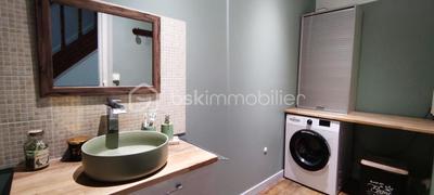 Demeure - 146 m² - 7 pièces