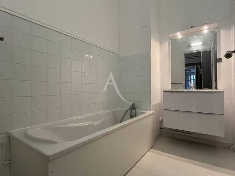 Appartement - 115 m² - 5 pièces