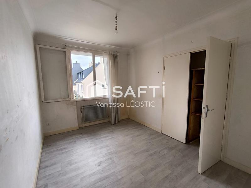 Maison - 90 m² - 5 pièces