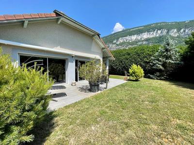 Maison - 157 m² - 6 pièces