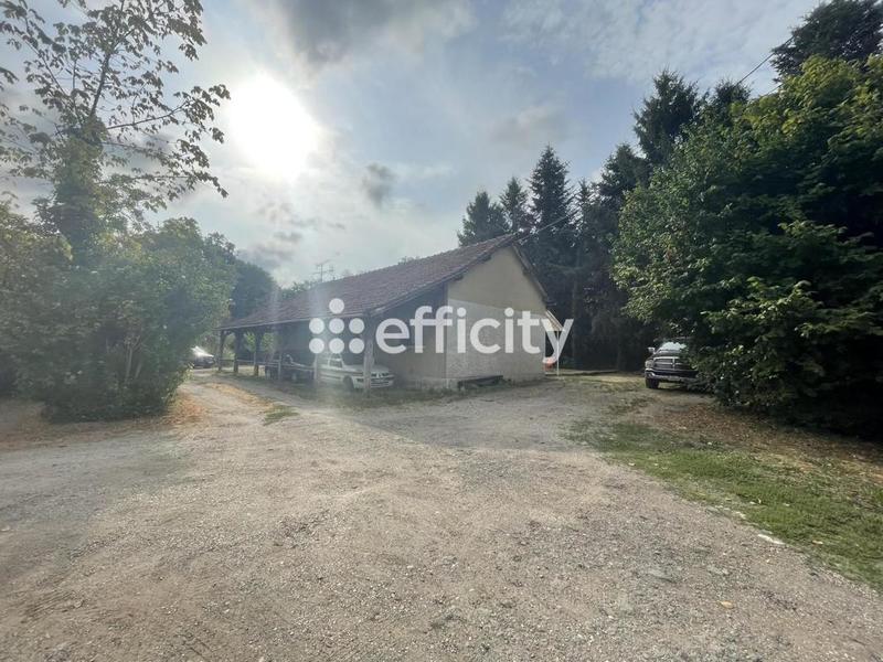 Maison - 575 m² - 20 pièces