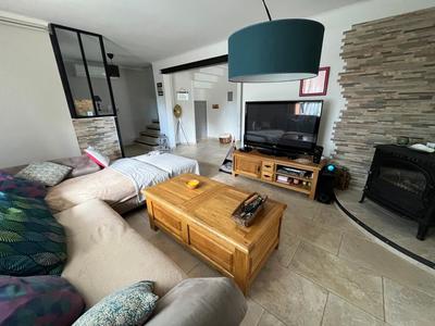 Maison - 150 m² - 4 pièces