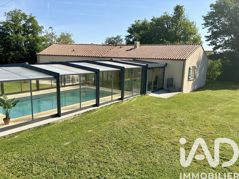 Maison - 120 m² - 5 pièces