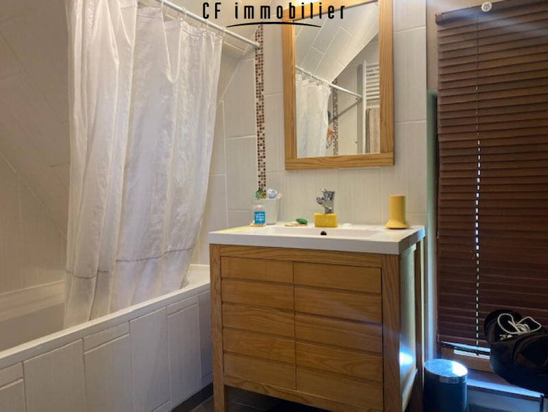 Maison - 90 m² - 5 pièces