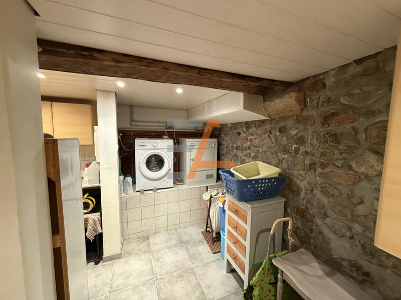 Maison - 175 m² - 6 pièces