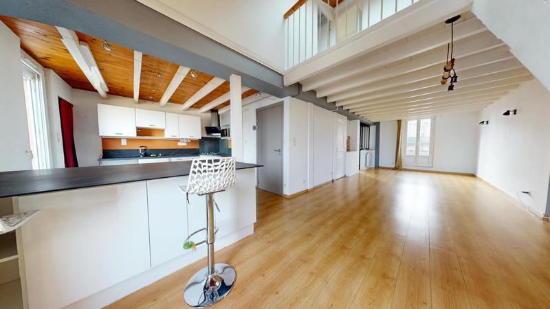 Duplex - 92 m² - 4 pièces