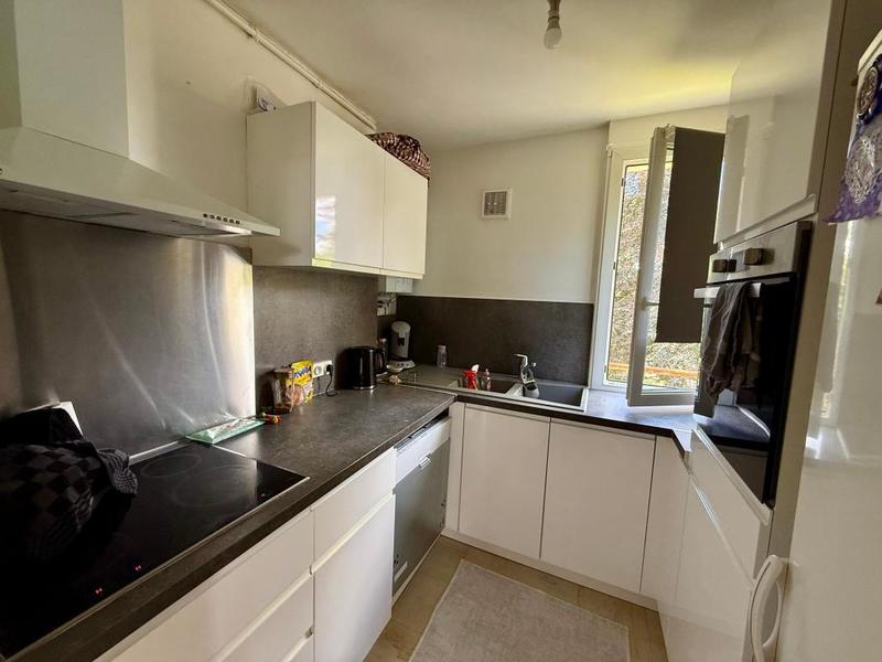 Appartement - 77 m² - 4 pièces