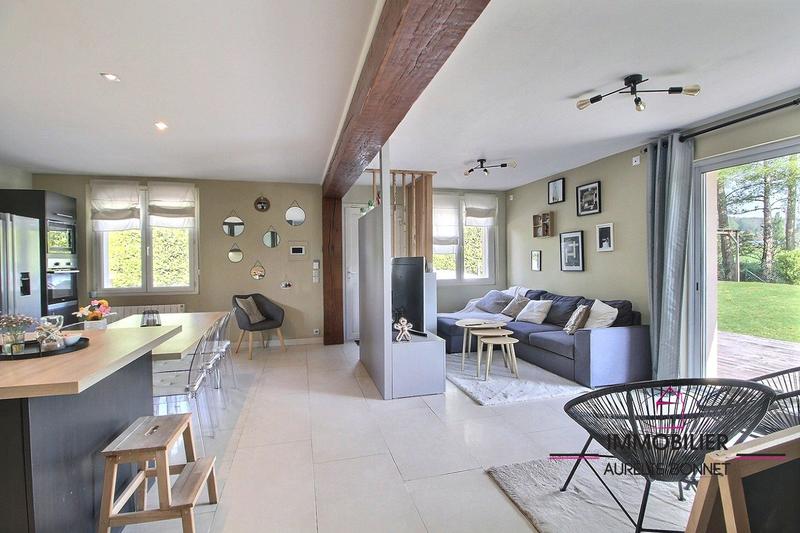 Maison - 95 m² - 5 pièces