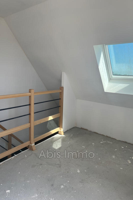 Maison - 102 m² - 5 pièces