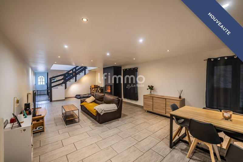 Maison - 220 m² - 6 pièces