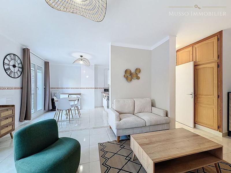 Appartement - 70 m² - 4 pièces