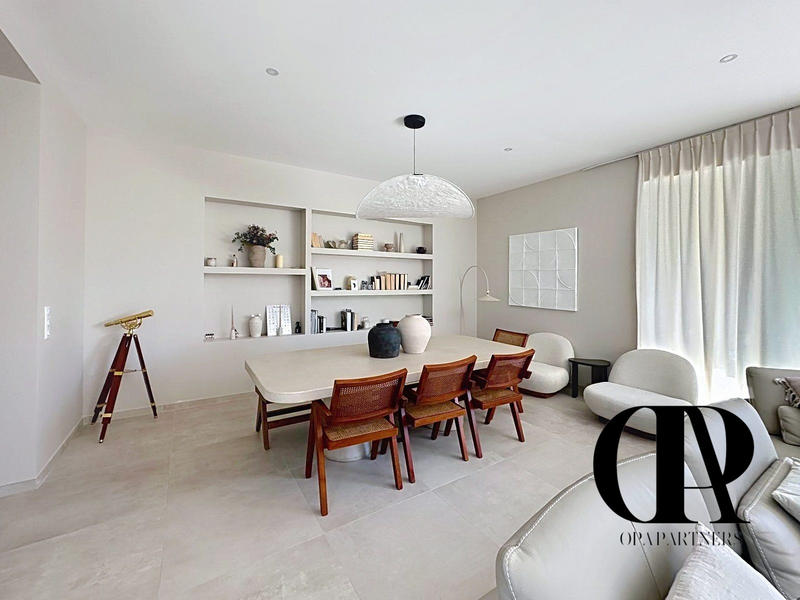 Villa - 185 m² - 6 pièces