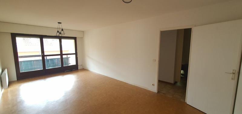 Appartement - 81 m² - 4 pièces