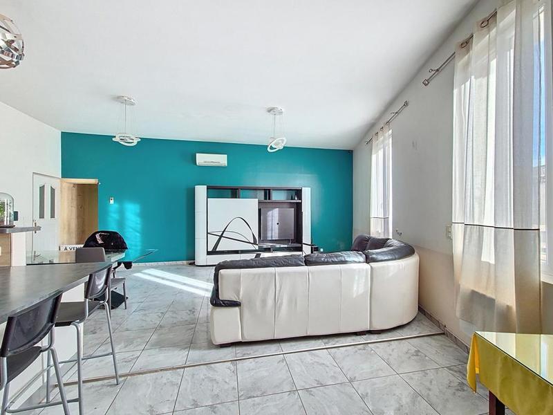 Appartement - 104 m² - 3 pièces