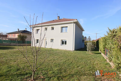 Villa - 200 m² - 6 pièces