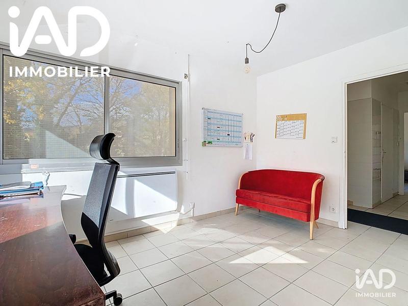 Local commercial - 307 m²